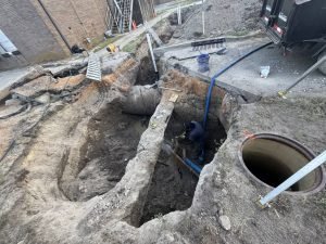 excavation-for-underground-sewer-line-repair